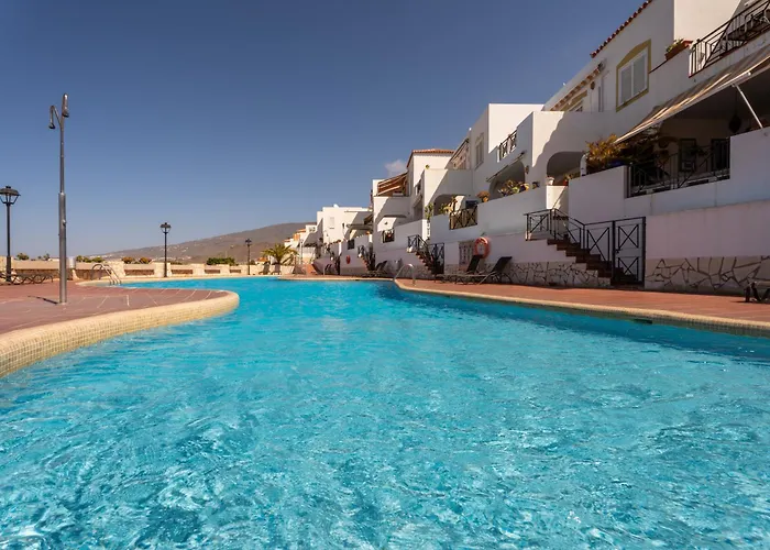 Mosaico Ocean View Boutique * 아데제